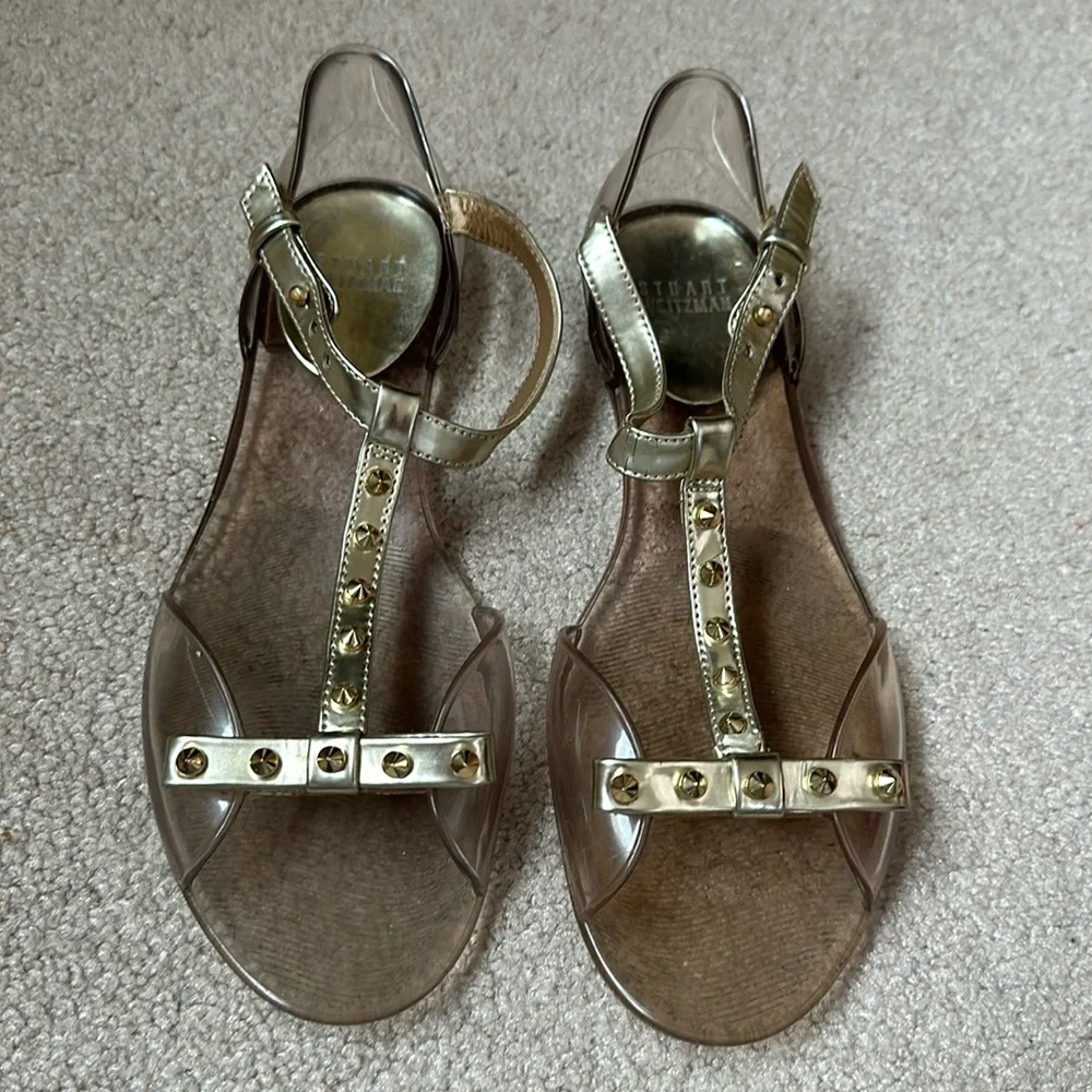 🛍️SALE🛍️ Stuart Weitzman Rubber Bow Accents T-strap Sandals - Picture 2 of 6